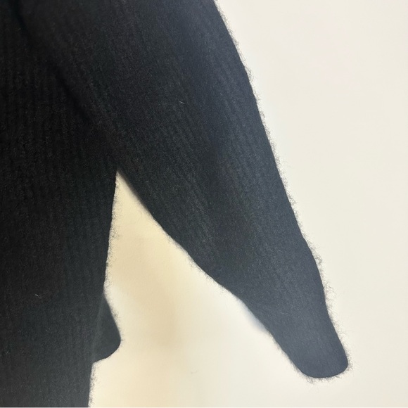 Quince 100% Cashmere Black Button Front Cardigan Sweater S - Picture 9 of 16